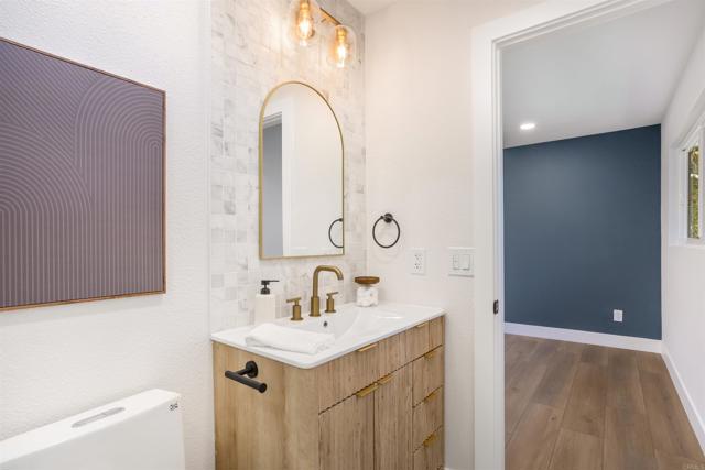 Detail Gallery Image 21 of 34 For 3810 Sierra Morena Ave, Carlsbad,  CA 92010 - 3 Beds | 3/1 Baths