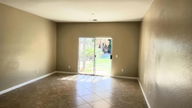703 Ventana, Palm Springs CA: https://media.crmls.org/mediaz/a09e0c1a-3aa3-4dfa-a0f1-91f3e6fea14c.jpg