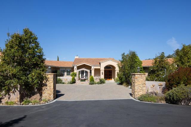 25440 Boots Road, Monterey CA: https://media.crmls.org/mediaz/a09e32fb-18c9-444d-b892-cf6edd0e67c6.jpg