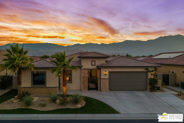 39 Barolo, Rancho Mirage CA: https://media.crmls.org/mediaz/a09e6dc4-7c42-4d04-85e4-c905eb35a898.jpg