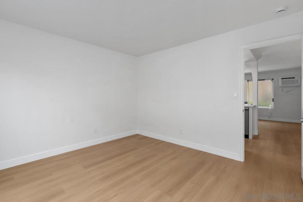 4230 48th St - photo 18