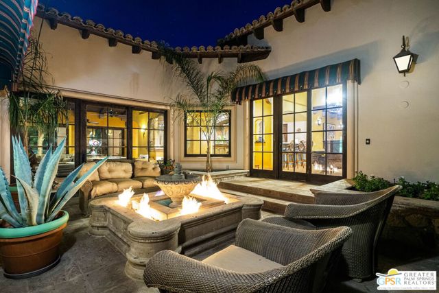 32 Clancy Lane, Rancho Mirage CA: https://media.crmls.org/mediaz/a09f3ee1-6070-4e9e-ba83-103c7012b0a9.jpg