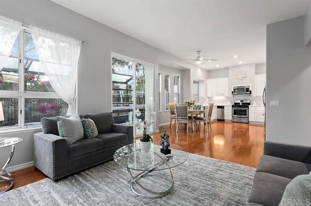 Detail Gallery Image 6 of 7 For 11779 Windcrest Ln, San Diego,  CA 92128 - 3 Beds | 2/1 Baths