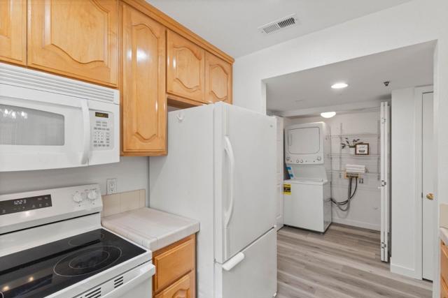 576 W Parr Avenue, Los Gatos CA: https://media.crmls.org/mediaz/a0a11097-d150-4971-86cd-f9db5968f9a4.jpg