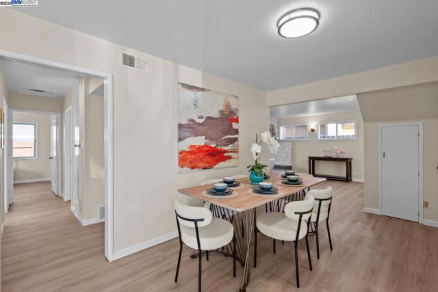 Image 2 of 34 For 2078 Fairbanks