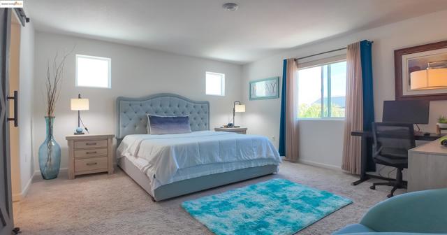 5305 Mcdowell Valley Ln, Antioch CA: https://media.crmls.org/mediaz/a0a1f206-ee86-4071-b156-631c47e20b0c.jpg