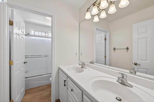 Image 23 of 30 For 1185 El Dorado Drive