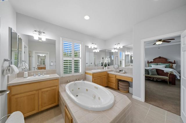 3080 Bresso Dr, Livermore CA: https://media.crmls.org/mediaz/a0a2c601-67b8-43e7-a196-4c7a0cd6716c.jpg