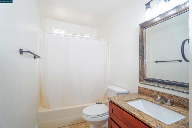 81 Pioneer Ct, Oakley CA: https://media.crmls.org/mediaz/a0a301f8-308d-4b9b-a9e5-7228b9f8addf.jpg