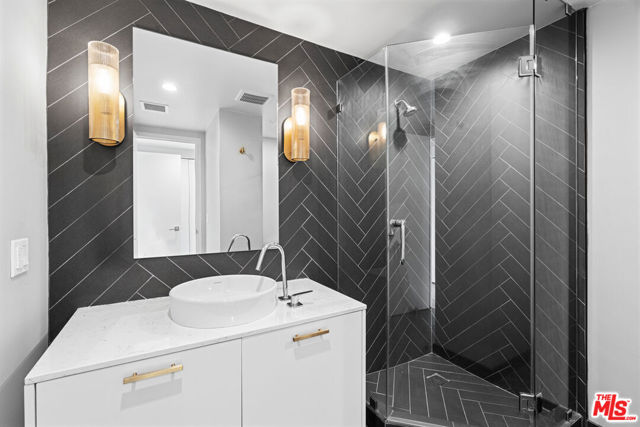 10701 Wilshire Boulevard, Los Angeles CA: https://media.crmls.org/mediaz/a0a36007-41c1-45b1-bd2a-af4b53b2b6bc.jpg