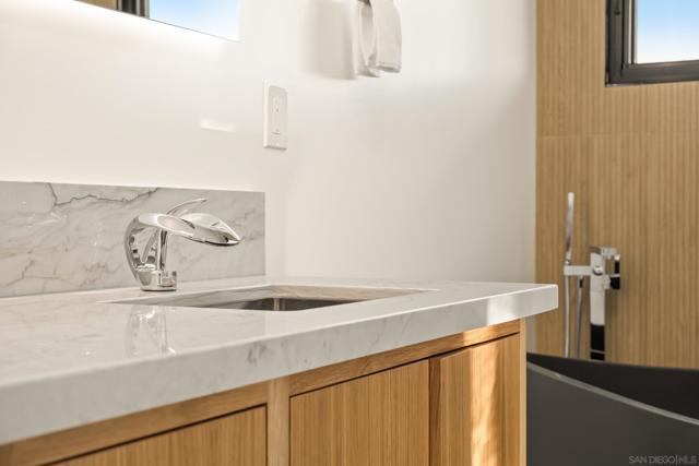 1531 33 Lieta St, San Diego CA: https://media.crmls.org/mediaz/a0a4b2de-2edb-47c1-952d-d6b6b2c561ba.jpg