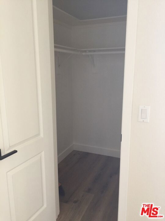 Image 7 of 16 For 9647 Spyglass Avenue 24