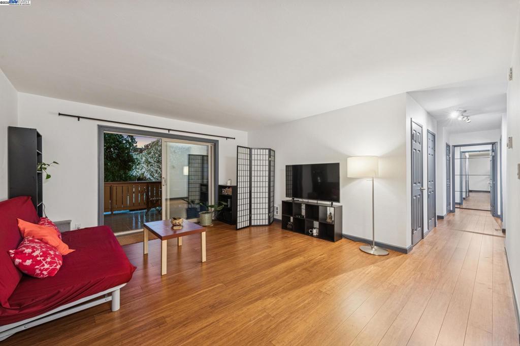 1321 Webster St #D116