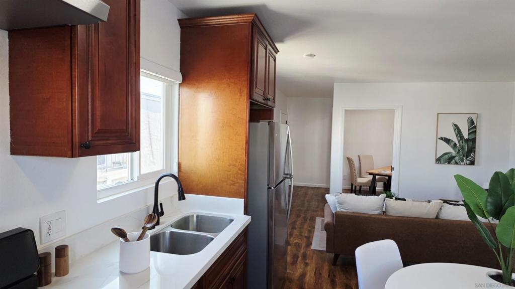 MLS #250032598SD image #7