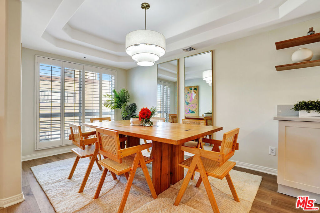 11690 Montana Avenue #207