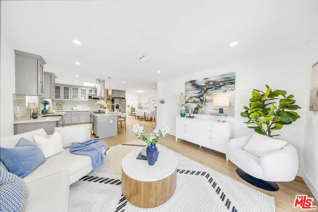 11115 Greenlawn Avenue