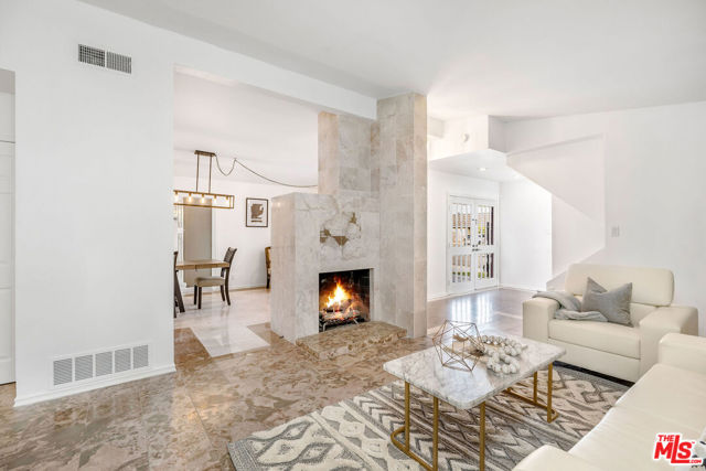 4730 Asteria Street, Torrance CA: https://media.crmls.org/mediaz/a0a73927-a09d-433a-831c-c2f4ef2e2570.jpg