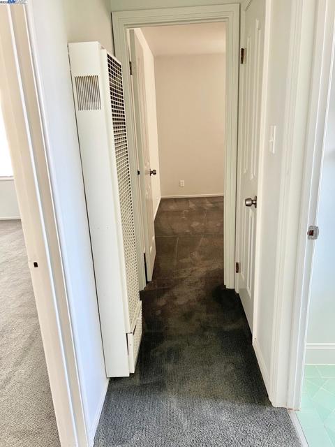 3594 Somerset Ave, Castro Valley CA: https://media.crmls.org/mediaz/a0a988f0-0bd4-4a69-abc6-7376007dced4.jpg