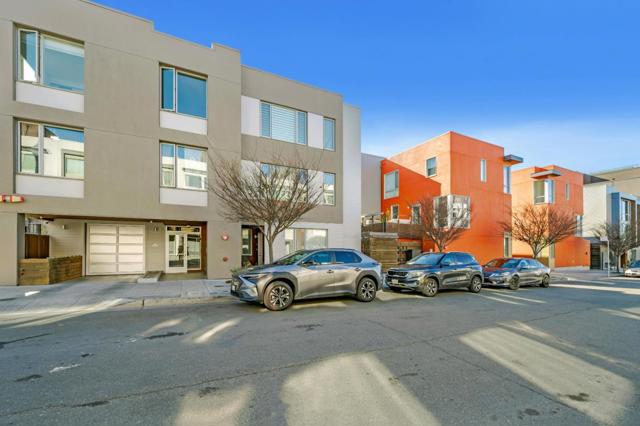 501 Hudson Avenue, San Francisco CA: https://media.crmls.org/mediaz/a0aa23e8-309b-4477-8e60-70dd02538202.jpg