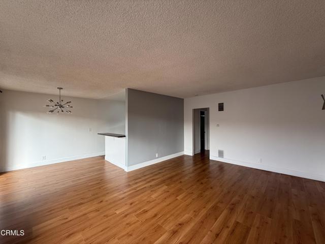 Detail Gallery Image 2 of 9 For 4415 Ambrose Ave #9,  Los Angeles,  CA 90027 - 1 Beds | 1 Baths