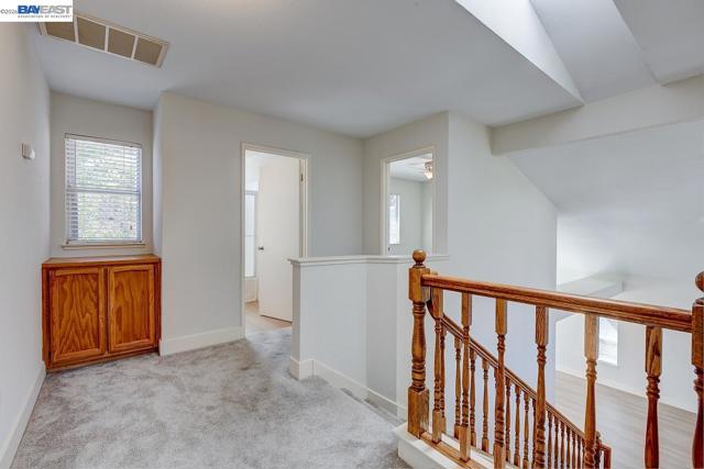 8524 Oak Harbour Ct, Fair Oaks CA: https://media.crmls.org/mediaz/a0aaf680-a4c0-4da0-ab3d-d97d154c1306.jpg