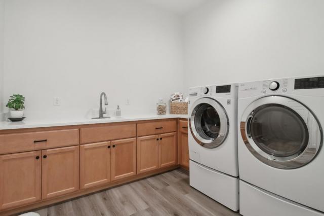 2170 Via Orista, Morgan Hill CA: https://media.crmls.org/mediaz/a0ab0719-c99f-476c-90e3-84382590168f.jpg