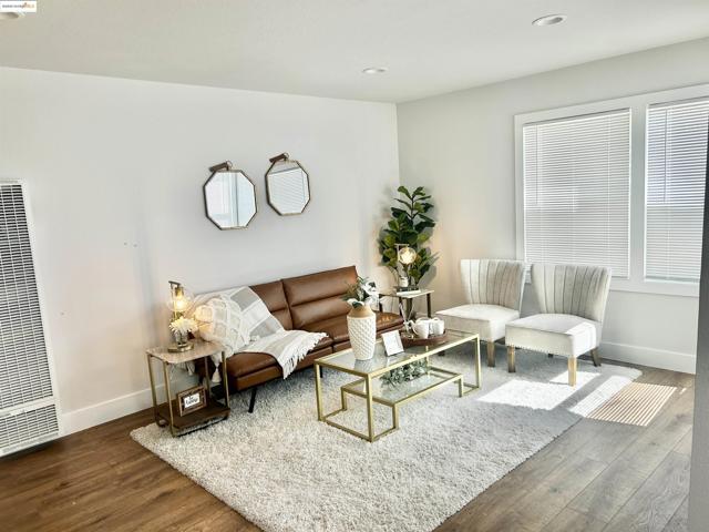 518 4th Street, Richmond CA: https://media.crmls.org/mediaz/a0abc1b5-6b42-4b55-b62e-95576bb83d27.jpg