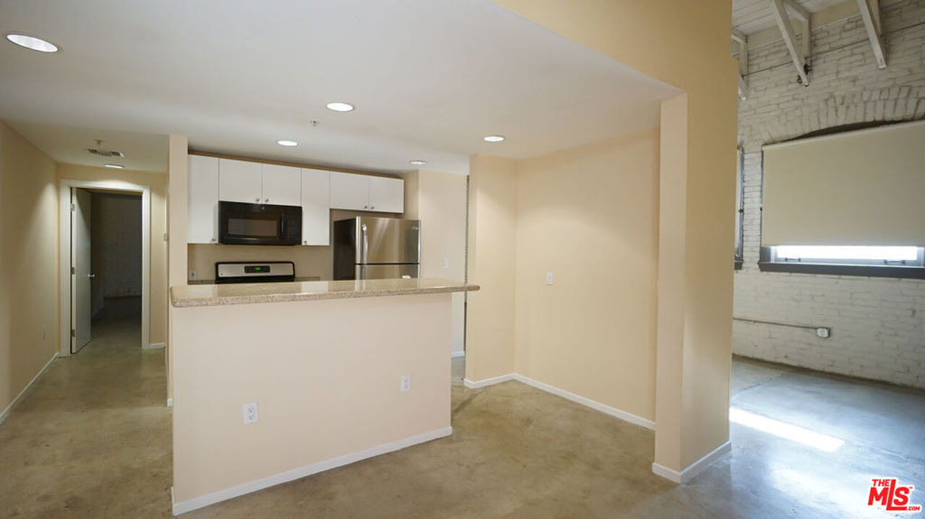 922 W 23Rd Street #105