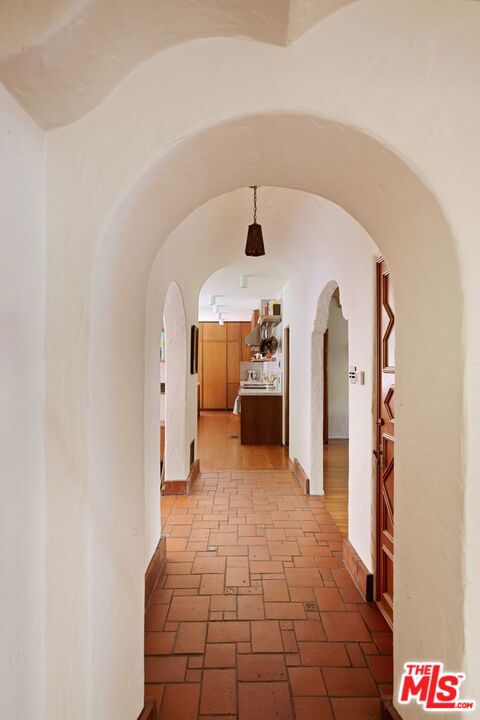 MLS #25592087 image #22