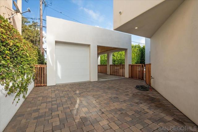 3535 Riviera Drive, San Diego CA: https://media.crmls.org/mediaz/a0af4a7d-e6bf-469f-98b1-cfdb40601c11.jpg