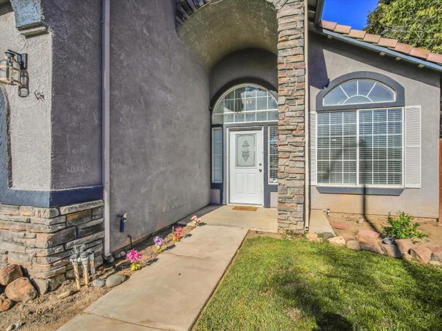 3706 Leilani Lane, Stockton CA: https://media.crmls.org/mediaz/a0affe7b-38b8-4869-9819-793a28d49cfc.jpg