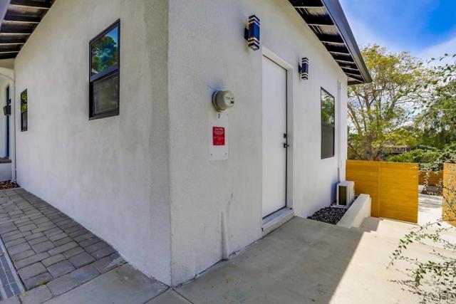 Detail Gallery Image 27 of 51 For 4926 Cresita Dr, San Diego,  CA 92115 - 5 Beds | 6 Baths