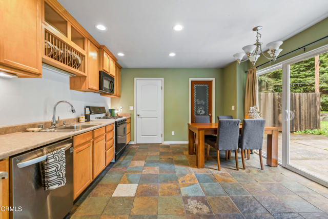 Detail Gallery Image 15 of 52 For 31780 Highway 20, Fort Bragg,  CA 95437 - 3 Beds | 3/1 Baths