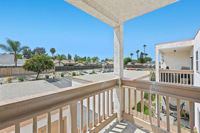 Detail Gallery Image 22 of 27 For 230 Candice Pl, Vista,  CA 92083 - 1 Beds | 1 Baths