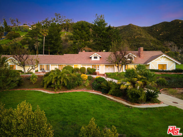 24592 Mulholland Highway photo 7