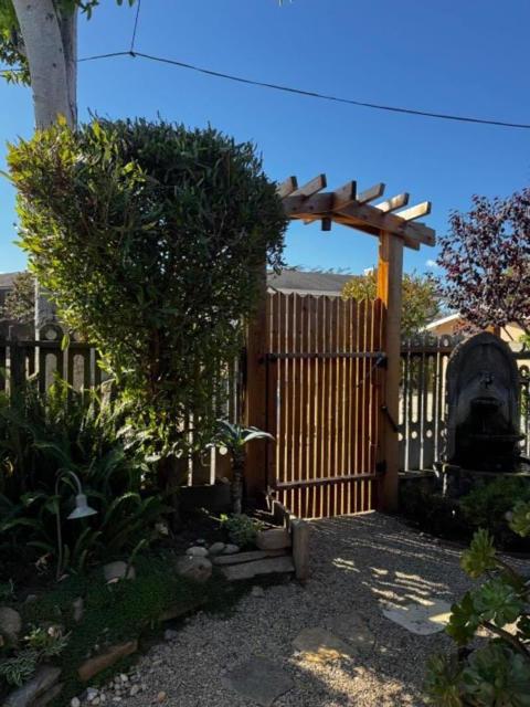 1497 Highland Place, Seaside CA: https://media.crmls.org/mediaz/a0b4e14f-c184-4b85-9839-713171f36d8c.jpg