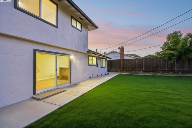 48344 Conifer St, Fremont CA: https://media.crmls.org/mediaz/a0b4f7b8-dc9c-42e5-a147-9e1ae4a3409e.jpg