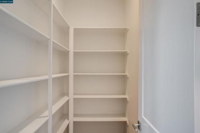 3161 Echo Way, Tracy CA: https://media.crmls.org/mediaz/a0b54570-fccc-45e7-8873-e5da9c09a07a.jpg