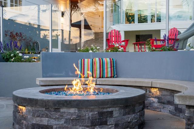 7570 Cabrillo Ave, La Jolla CA: https://media.crmls.org/mediaz/a0b5663a-4a40-496a-ba46-3df5660cd7b5.jpg