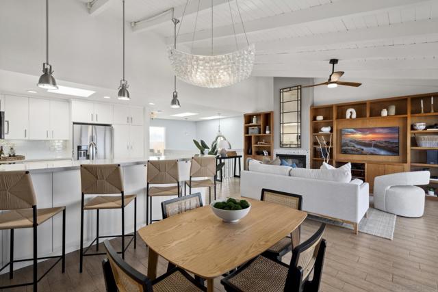 429 S Sierra Ave, Solana Beach CA: https://media.crmls.org/mediaz/a0b586a0-e3fb-417b-b757-7430ed3e7b4f.jpg