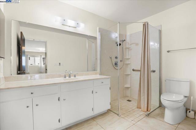 2133 Santa Clara Ave, Alameda CA: https://media.crmls.org/mediaz/a0b63956-59e8-42c6-b419-5d8f651e41d1.jpg