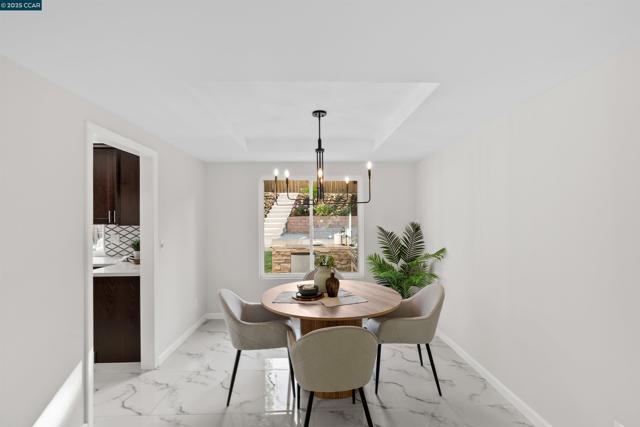 2916 Sombrero Circle, San Ramon CA: https://media.crmls.org/mediaz/a0b64fe0-8a31-4672-bc49-1a011105c494.jpg