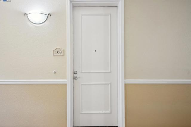 3240 Maguire Way, Dublin CA: https://media.crmls.org/mediaz/a0b81a12-4f33-41f1-9c01-0c5b3b46b39a.jpg