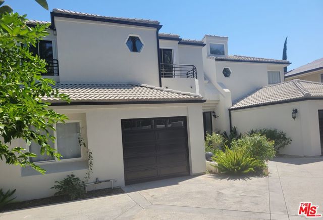 13348 Chandler Boulevard photo 3