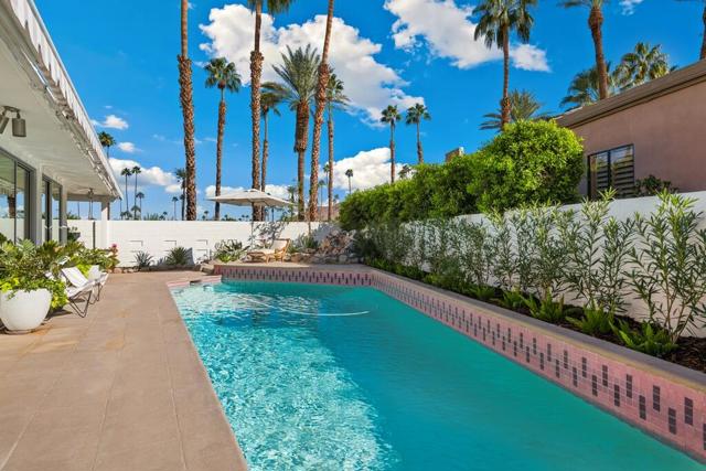 75493 Stardust Lane, Indian Wells CA: https://media.crmls.org/mediaz/a0bbc25b-537d-41eb-b971-6ec7f50cd120.jpg