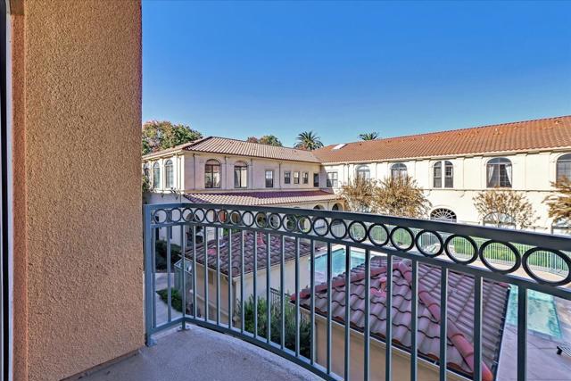 952 S 11th Street, San Jose CA: https://media.crmls.org/mediaz/a0bcdcb2-3646-45d2-826a-e830fa34bf44.jpg