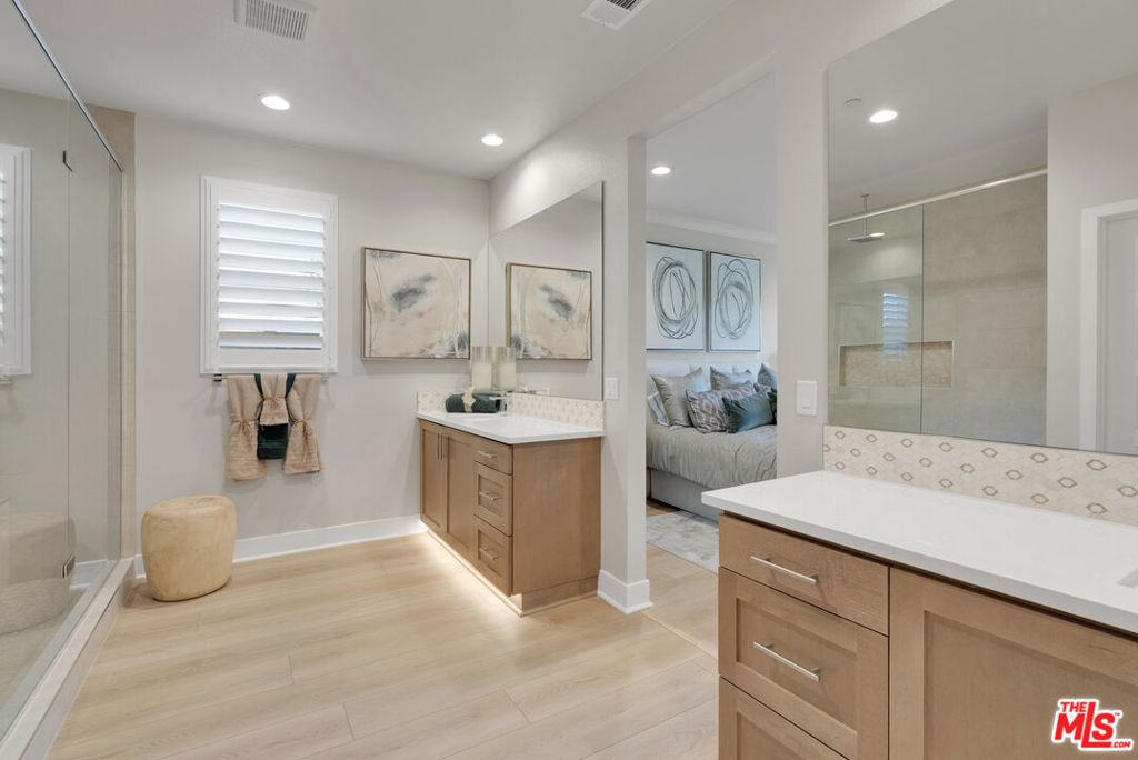 MLS #25614795 image #32