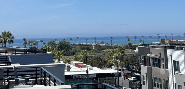 1570 Vista Del Mar Way, Oceanside CA: https://media.crmls.org/mediaz/a0bea8fa-ed2f-44b8-b024-01ddf99b6dd9.jpg