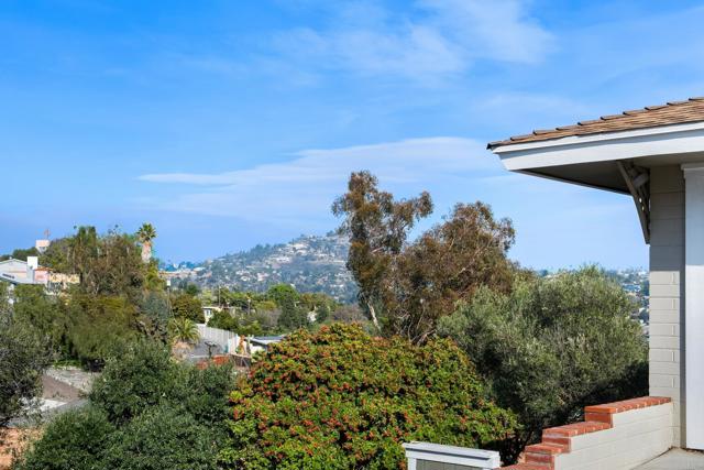 Home for Sale in Spring Valley