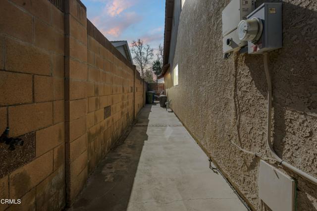 Detail Gallery Image 34 of 38 For 1805 Hillary Ct, Simi Valley,  CA 93065 - 5 Beds | 3 Baths